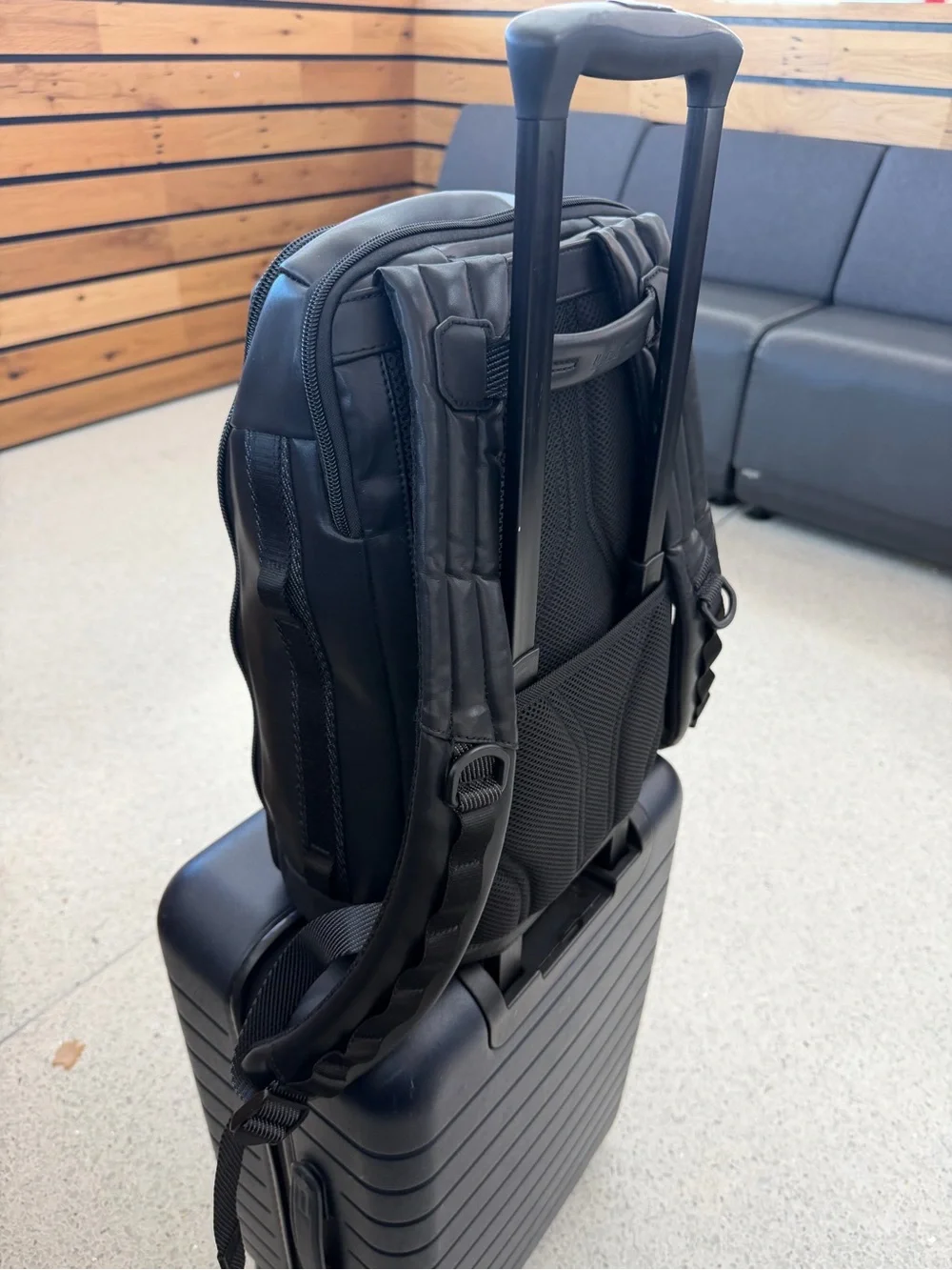 Tumi Alpha Bravo Dynamic
